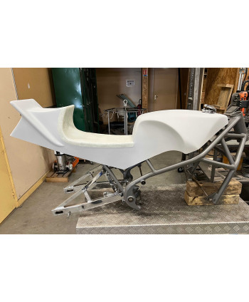 Martin Monocoque Cantilever...